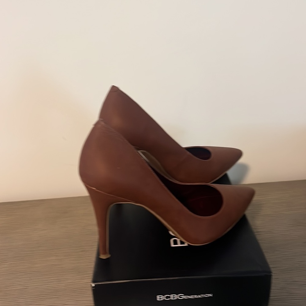 Bcbgeneration Brown Pump - image 2